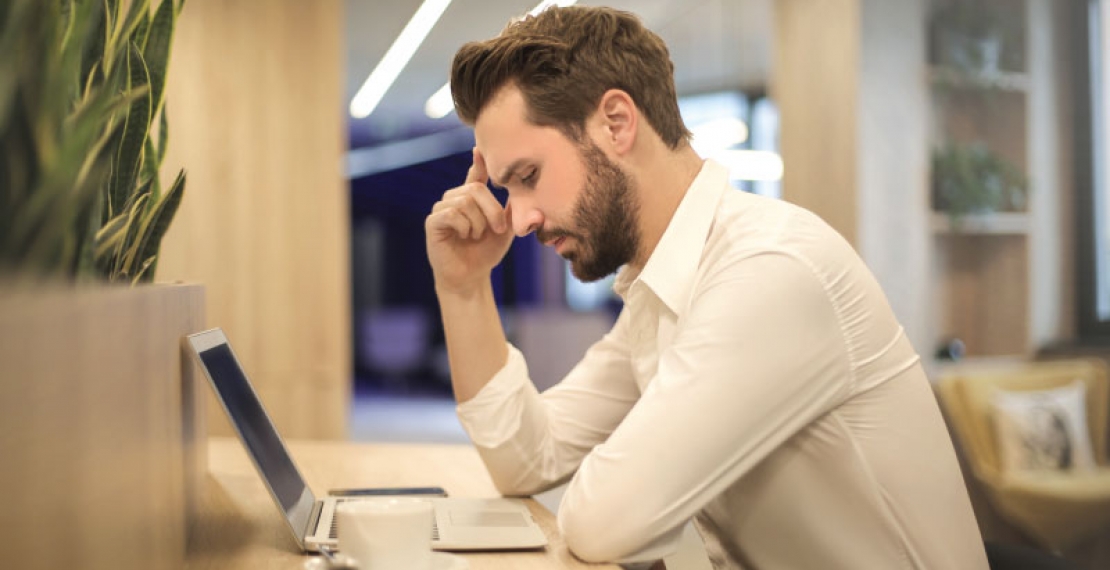 6 Common Contact Center Problems (And How To Fix Them)